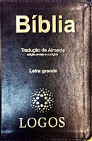 Bíblia Sagrada com letra grande, notas de tradução, referências cruzadas e palavras de Jesus em vermelho.