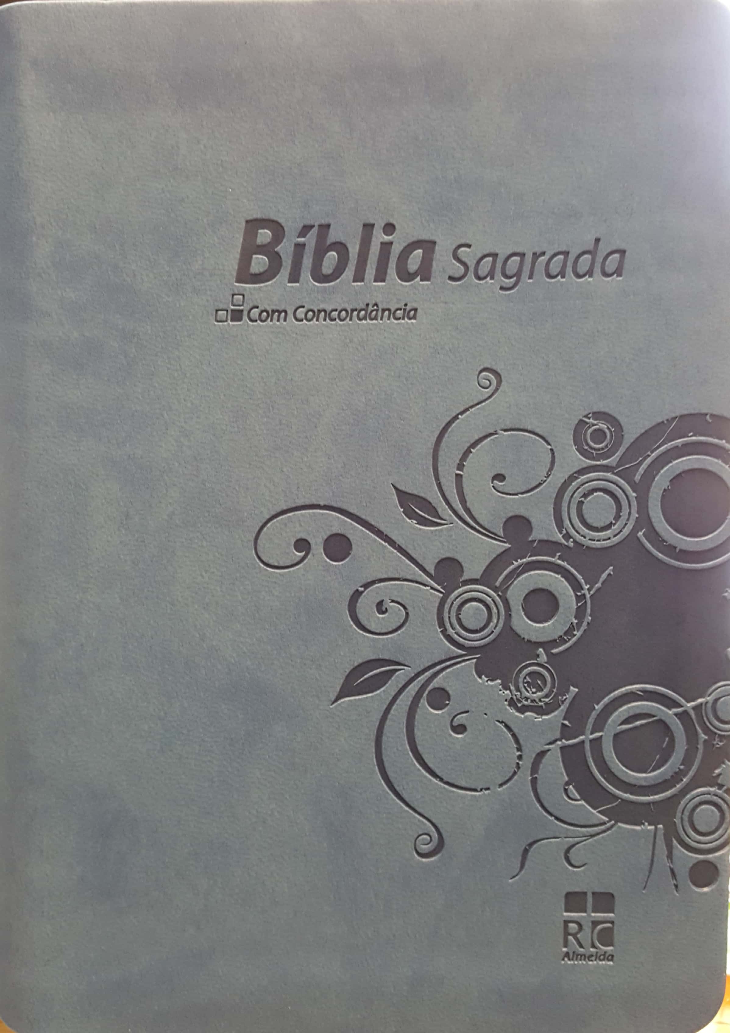 Bíblia Sagrada com concordância